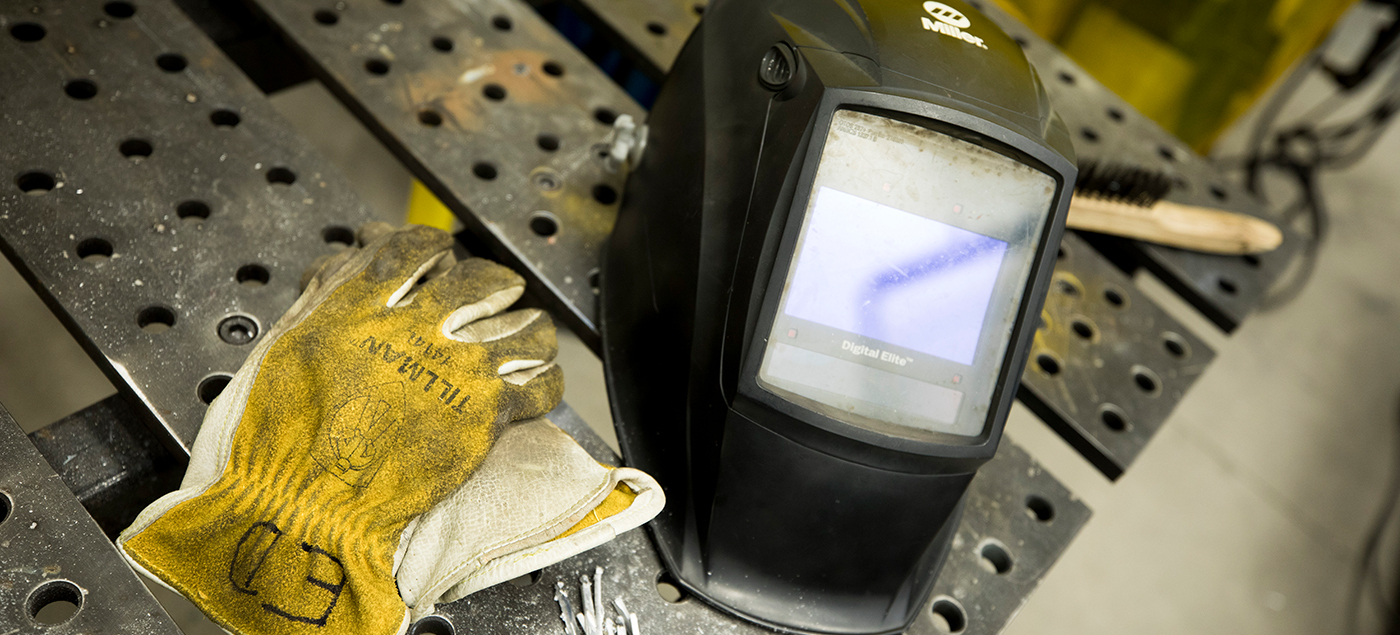 Header image of metals and welding studio